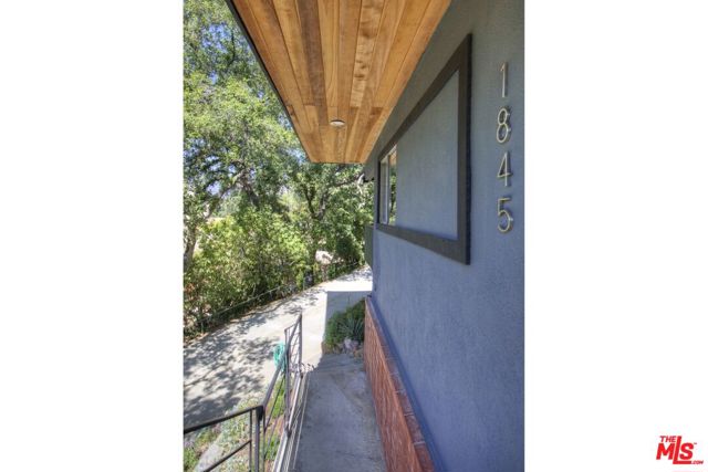 1845 VERDUGO KNOLLS Drive photo 6