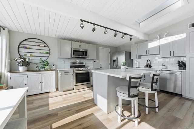 Front Image Thumbnail for CRPTP2509068