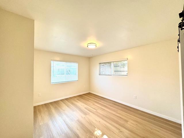 908 Bancroft Ave, Half Moon Bay CA: https://media.crmls.org/mediaz/f5b552ad-6019-40a7-9aa3-35aaff395938.jpg