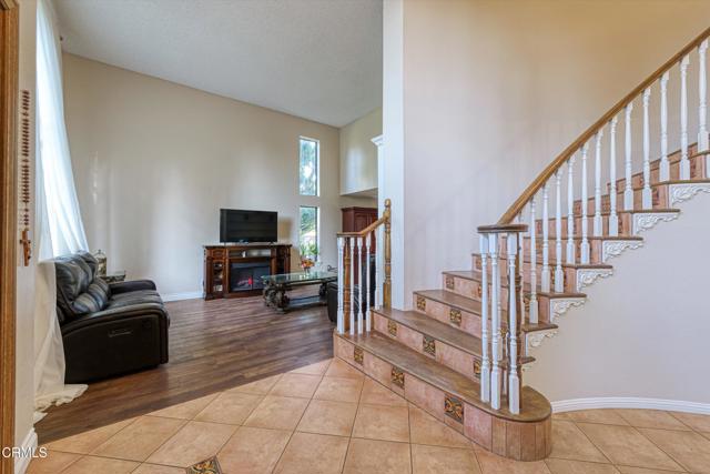 Detail Gallery Image 5 of 70 For 652 Stonebrook St, Simi Valley,  CA 93065 - 4 Beds | 2/1 Baths