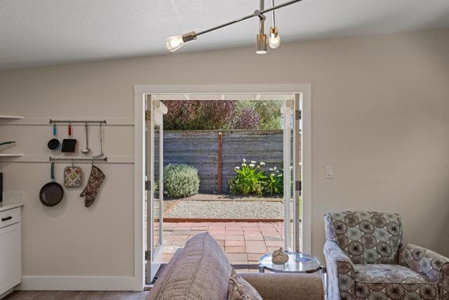 1022 Del Monte Boulevard, Pacific Grove CA: https://media.crmls.org/mediaz/f5b62d40-4e32-4135-a999-eebc7b4ec4c9.jpg