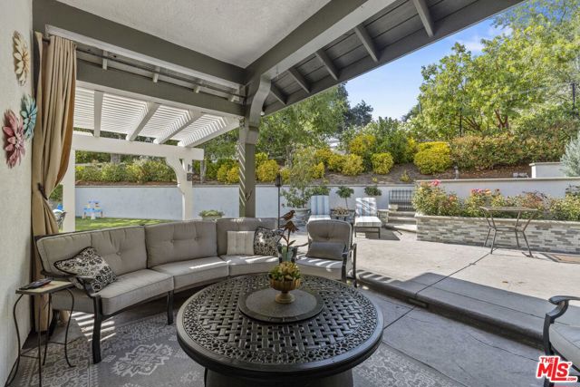 25730 Sand Canyon Road, Santa Clarita CA: https://media.crmls.org/mediaz/f5b63d8d-96f3-4344-b3e1-23aff18b18c1.jpg