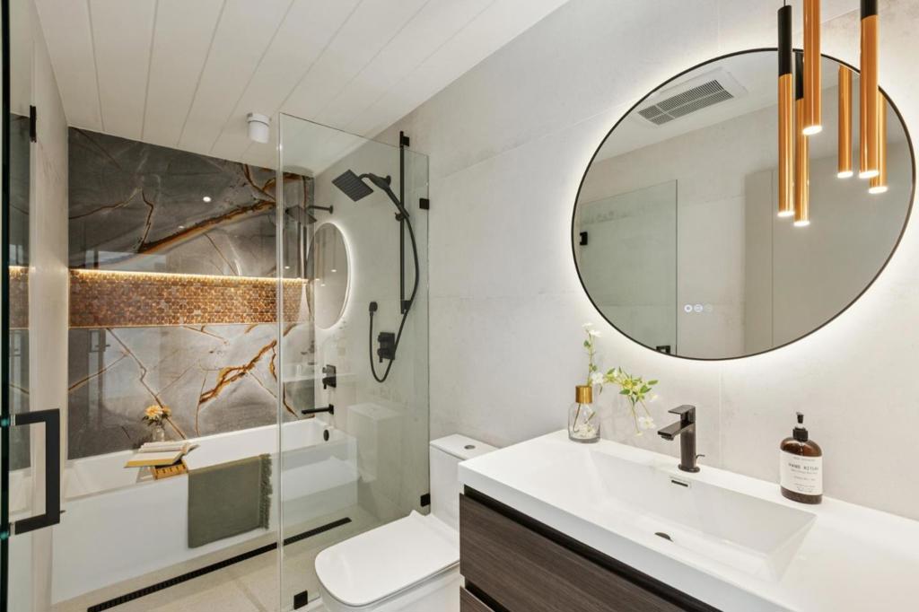 https://media.crmls.org/mediaz/f5b667c2-475e-4c06-a289-a0101210829c.jpg?preset=X-Large