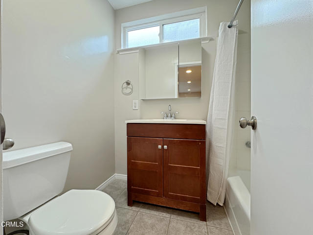 Detail Gallery Image 7 of 13 For 595 N Los Robles Ave #10,  Pasadena,  CA 91101 - 0 Beds | 1 Baths