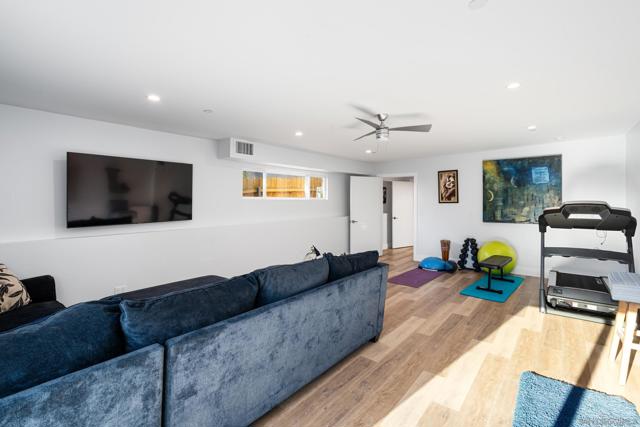 4563 Point Loma Ave, San Diego CA: https://media.crmls.org/mediaz/f5b7138c-af91-4706-96e9-83355b93684e.jpg