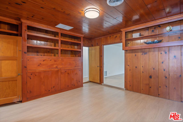 210 S Bundy Drive, Los Angeles CA: https://media.crmls.org/mediaz/f5b85037-8e0d-465e-9761-30a3d2ff1226.jpg