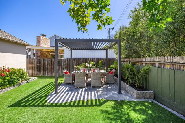1096 Hawthorne Drive, San Mateo CA: https://media.crmls.org/mediaz/f5b8b0cb-7300-4ab4-ac4a-e0e690f02f59.jpg