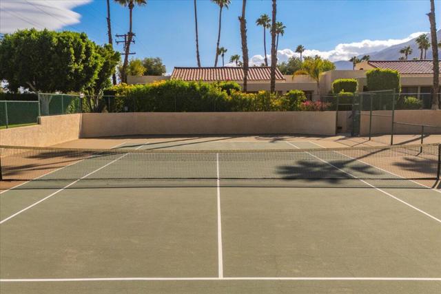 200 E Racquet Club Road, Palm Springs CA: https://media.crmls.org/mediaz/f5b9eef2-cf20-4f22-8f7d-5f0c93f48d69.jpg