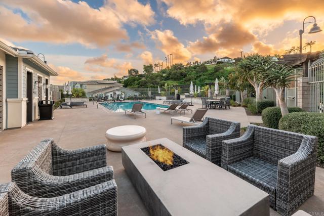 Detail Gallery Image 32 of 46 For 1115 Sea Glass Way, Oceanside,  CA 92054 - 2 Beds | 2/1 Baths