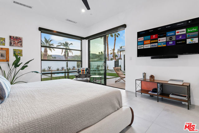 71108 Patricia Park Place, Rancho Mirage CA: https://media.crmls.org/mediaz/f5ba8594-7a70-4fcb-94c7-fa9f2f79511a.jpg