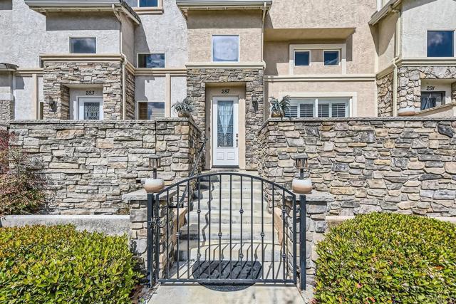 MLS: NDP2502242 Condo For Sale