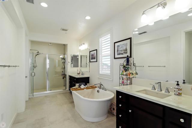 Image 41 of 60 For 17723 Griswold Ct