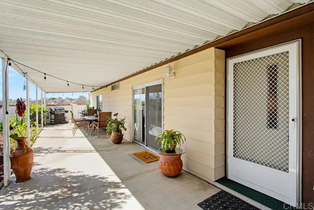 Detail Gallery Image 6 of 45 For 2250 N Broadway #9,  Escondido,  CA 92026 - 2 Beds | 2 Baths