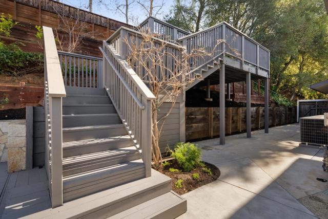 900 Highlands Circle, Los Altos CA: https://media.crmls.org/mediaz/f5bd0174-e4b4-441c-9a18-c844d3831e8b.jpg