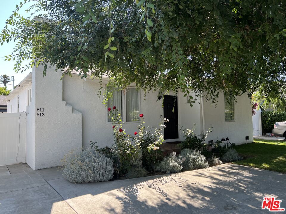 611 N Buena Vista Street
