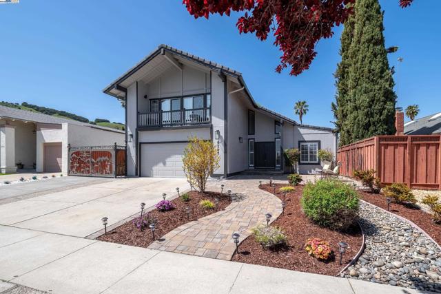 6287 Mountford Dr, San Jose CA: https://media.crmls.org/mediaz/f5be3626-8f07-4848-a826-a210e2b832a2.jpg