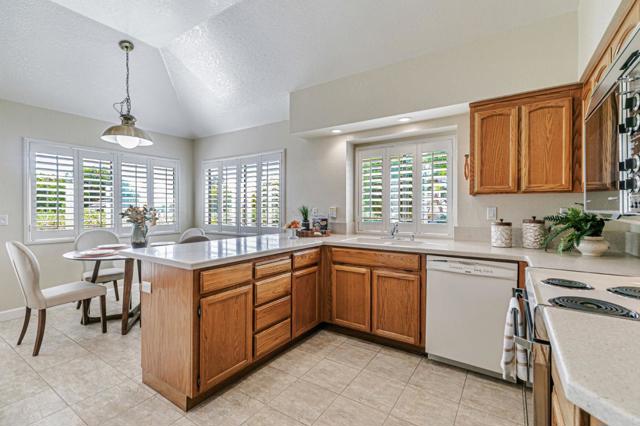 7530 Morevern Circle, San Jose CA: https://media.crmls.org/mediaz/f5c0b43a-5194-4a1f-a73d-83c0f1ffe1f0.jpg