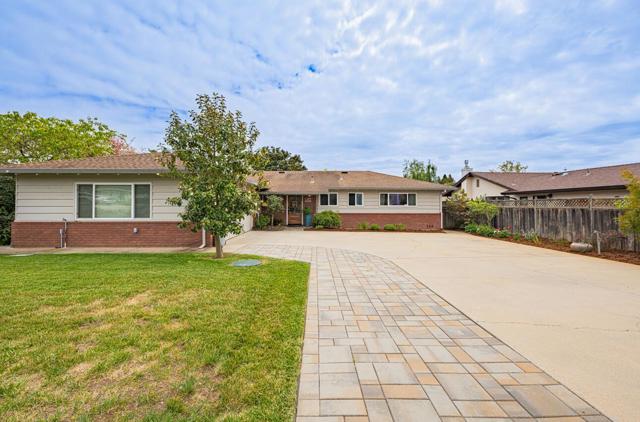 29 Karen Drive, Watsonville CA: https://media.crmls.org/mediaz/f5c0ce4d-38fb-4a65-a684-59b744994c5e.jpg