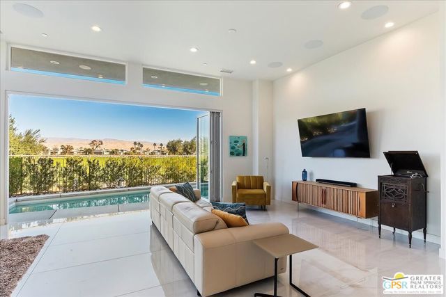 1280 Celadon Street, Palm Springs CA: https://media.crmls.org/mediaz/f5c20255-24aa-470e-8f79-d7ddf483a431.jpg