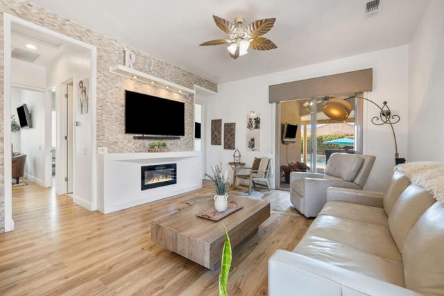 81919 Avenida Dulce, Indio CA: https://media.crmls.org/mediaz/f5c278c1-0185-4027-942e-f6432a832c03.jpg