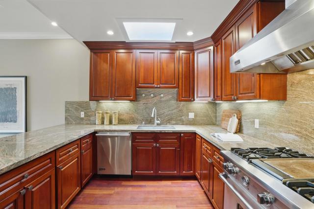 212 Sweeny Street, San Francisco CA: https://media.crmls.org/mediaz/f5c2e094-0e23-4e46-8b2e-fc8678458812.jpg