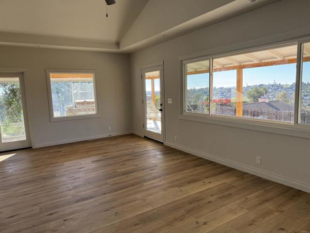 Detail Gallery Image 16 of 36 For 535 Minnesota, Fallbrook,  CA 92028 - 3 Beds | 2 Baths