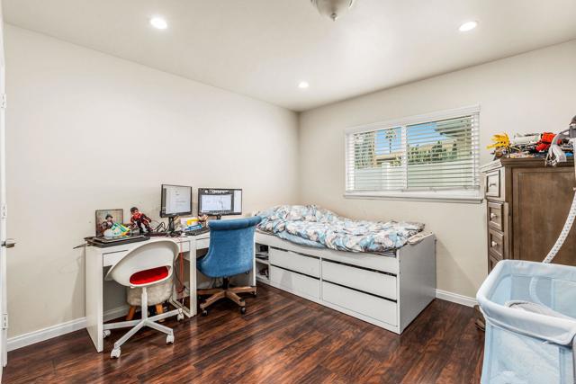 5851 Jackson Dr, La Mesa CA: https://media.crmls.org/mediaz/f5c33da9-d11f-4a11-9e93-8b283962858c.jpg