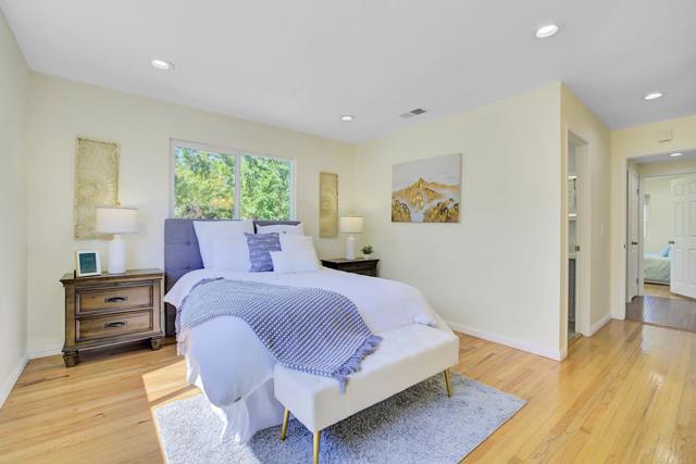 34863 Warwick Court, Fremont CA: https://media.crmls.org/mediaz/f5c50b1f-96c1-430b-83cc-81b69c029a7c.jpg