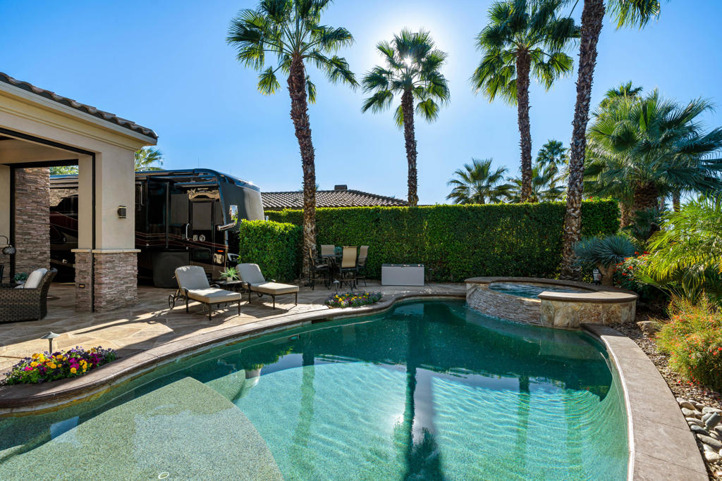 MLS #219139859DA image #11