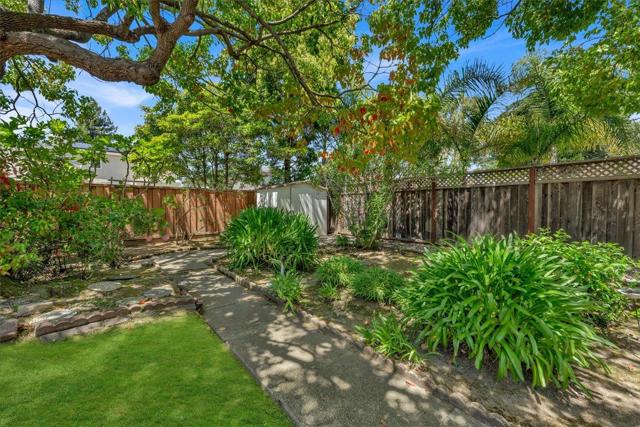 526 Sylvan Avenue, San Mateo CA: https://media.crmls.org/mediaz/f5c57cee-f8b9-4323-ae21-593bad940b25.jpg
