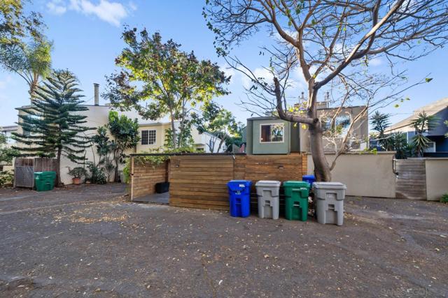 3132 31st St, San Diego CA: https://media.crmls.org/mediaz/f5c61cca-a0f6-4fee-b173-cab86a9c0596.jpg