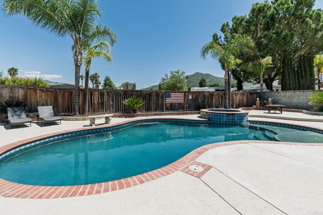 31061 Via Gilberto, Temecula CA: https://media.crmls.org/mediaz/f5c64a75-bf75-4bf2-89ed-3188799bf727.jpg