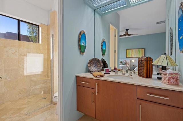8 Ledgestone Lane, Rancho Mirage CA: https://media.crmls.org/mediaz/f5c690be-8f1c-4676-bba3-38fa4866d1d9.jpg