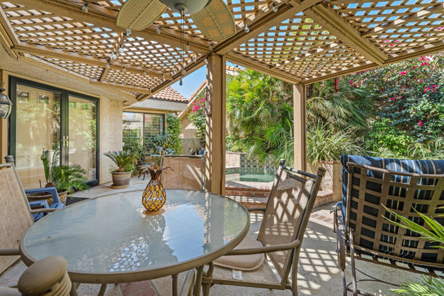 9 Acapulco Drive, Palm Desert CA: https://media.crmls.org/mediaz/f5c7cd8d-d827-4355-80be-5bfaa63f7166.jpg