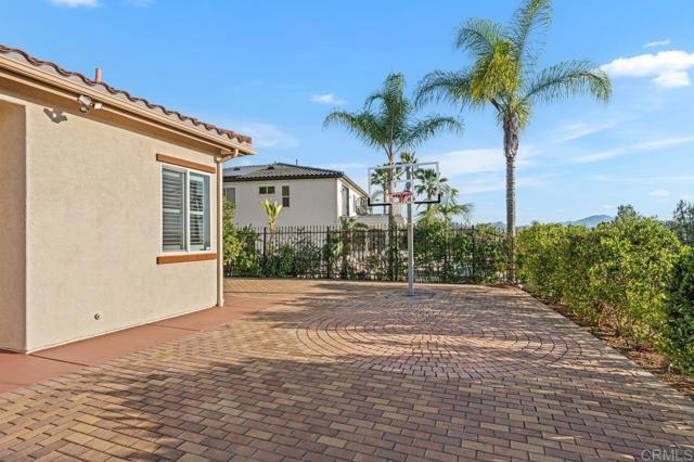 Image 41 of 54 For 688 Sandra Lane