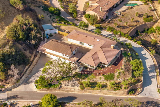 1140 San Clemente Way, Camarillo CA: https://media.crmls.org/mediaz/f5c8af7c-a3ae-4a99-b269-b4b8f1aab983.jpg