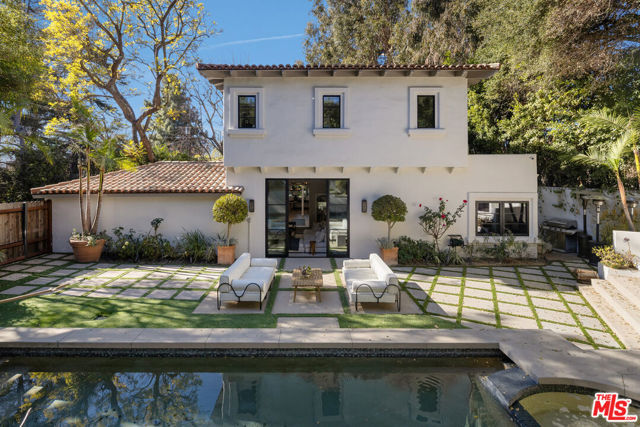 13439 Java Drive, Los Angeles CA: https://media.crmls.org/mediaz/f5c8f502-d41b-4d02-a572-93f554a76457.jpg