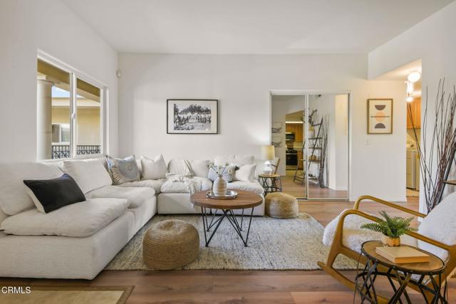 Detail Gallery Image 6 of 39 For 200 N 5th St #311,  Alhambra,  CA 91801 - 2 Beds | 2 Baths