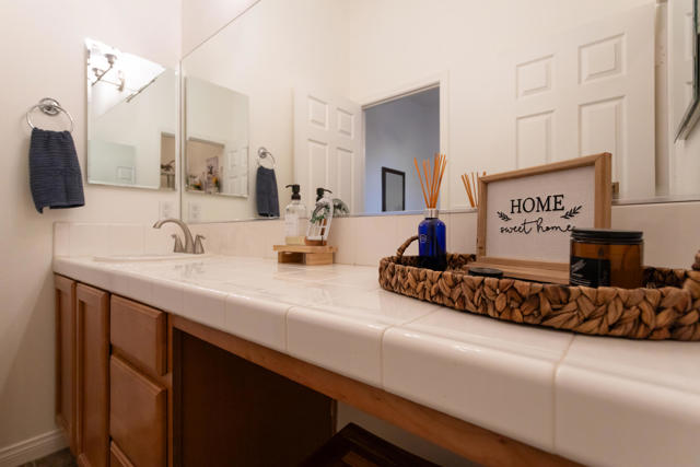 48305 Pic Way, Indio CA: https://media.crmls.org/mediaz/f5c9af8f-6ce8-47b0-95e6-f73f1908dd9f.jpg