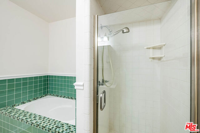 5728 Columbus Avenue Avenue, Sherman Oaks CA: https://media.crmls.org/mediaz/f5ca73d6-7a02-4a1e-a166-acc4e506f6a6.jpg