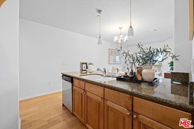 2750 Artesia Boulevard, Redondo Beach, California 90278, 2 Bedroom Bedrooms, 0 ,1 BathroomBathrooms,Residential,For Sale,Artesia,0,26992733