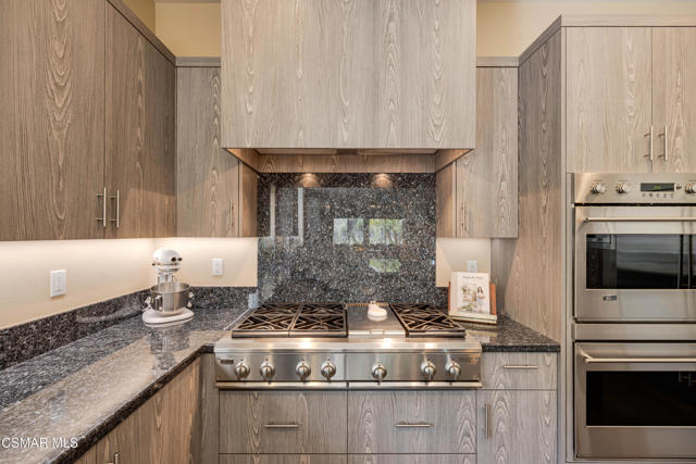 12430 Nelson Road, Moorpark CA: https://media.crmls.org/mediaz/f5cb7d20-4d97-4d3d-9fe1-8e88dd97ab3a.jpg