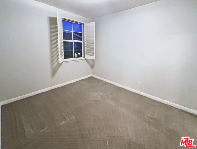 18944 Northern Dancer Lane, Yorba Linda CA: https://media.crmls.org/mediaz/f5cbb8cb-e03d-4d8c-a73f-de53016a1470.jpg