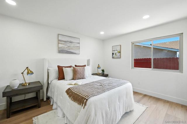 1285 Waxwing Ln, Chula Vista CA: https://media.crmls.org/mediaz/f5cc37f5-7553-4ca7-9e40-c8bda925c116.jpg