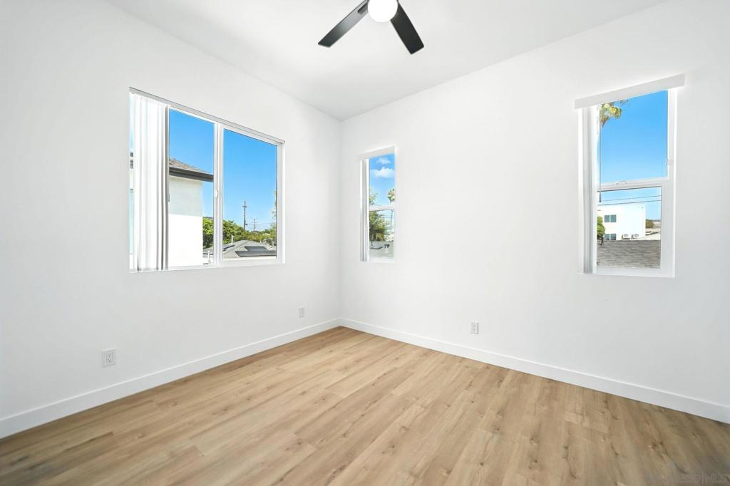 MLS #250040202SD image #10