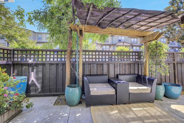 445 S 22Nd St, San Jose CA: https://media.crmls.org/mediaz/f5cc851e-e825-4f05-b3f5-eeb0f4a55629.jpg