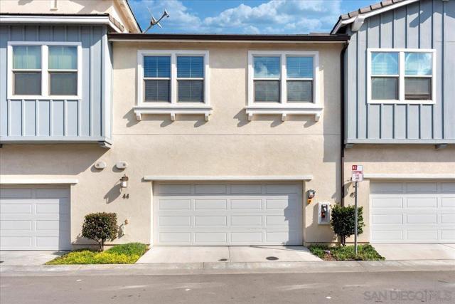 1917 Avenida Echeveria, Chula Vista, California 91913, 3 Bedrooms Bedrooms, ,2 BathroomsBathrooms,Townhouse,For Sale,Avenida Echeveria,250017731SD