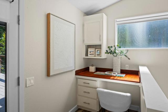 321 Valencia Road, Aptos CA: https://media.crmls.org/mediaz/f5cd5499-4d4f-4837-bdf4-d8c8e029aab2.jpg