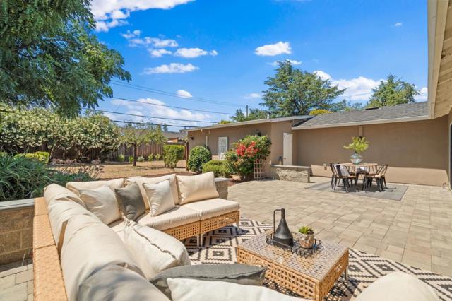 15670 Woodard Road, San Jose CA: https://media.crmls.org/mediaz/f5ce135d-186f-424b-9c95-2f0c5dba85e6.jpg