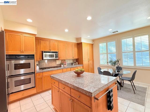 Image 22 of 60 For 3329 Lair Way